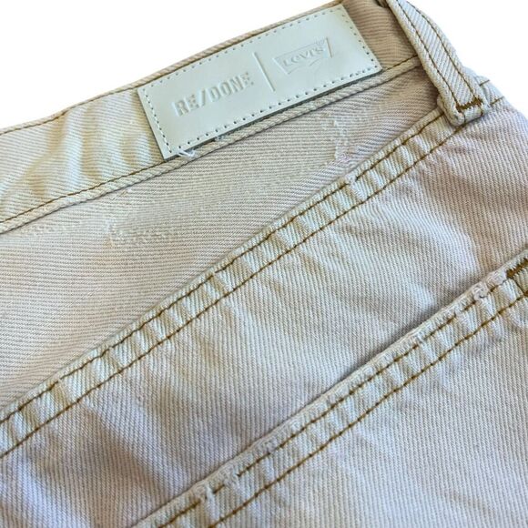 Re/Done x Levi’s Light Pink Distressed The Short Denim Shorts 26 - Picture 4 of 7